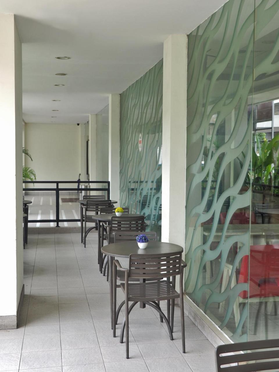 D'Primahotel Itc Mangga Dua Jakarta Eksteriør bilde